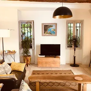 Apartment Sous Le Clocher, Marseille