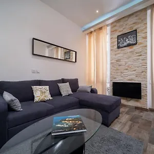 Equipe 2 A 4 Couchages Au Coeur Du Vieux Port Appartamento