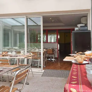 3* Hotel apartamentowy Adagio Access Prado Perier